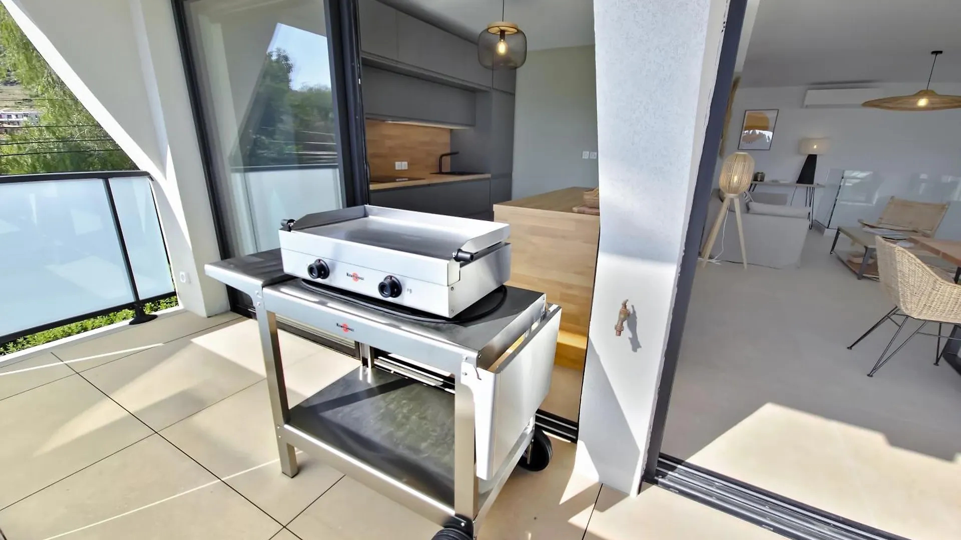 Le Duplex Charme Des Amandiers - Air Conditioning - Sea View Le Lavandou Apartment