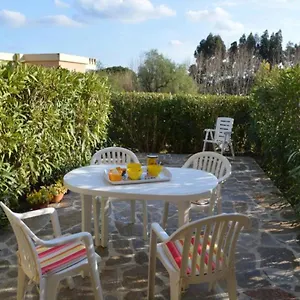 Le Lavandou, 1 Pièce, 4 Personnes - Fr-1-251-187 Appartement